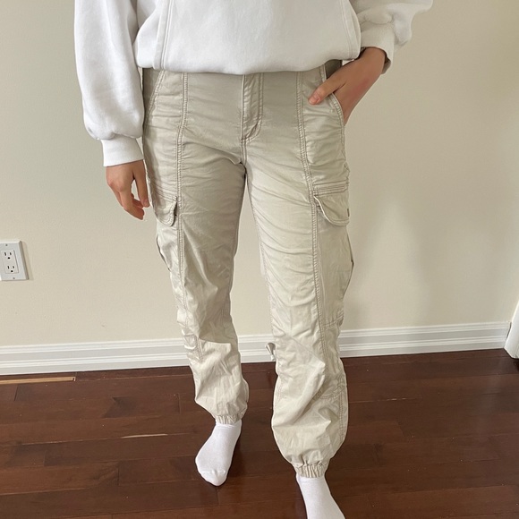 Brianna Garage Cargo Bubble Pants - Picture 3 of 4